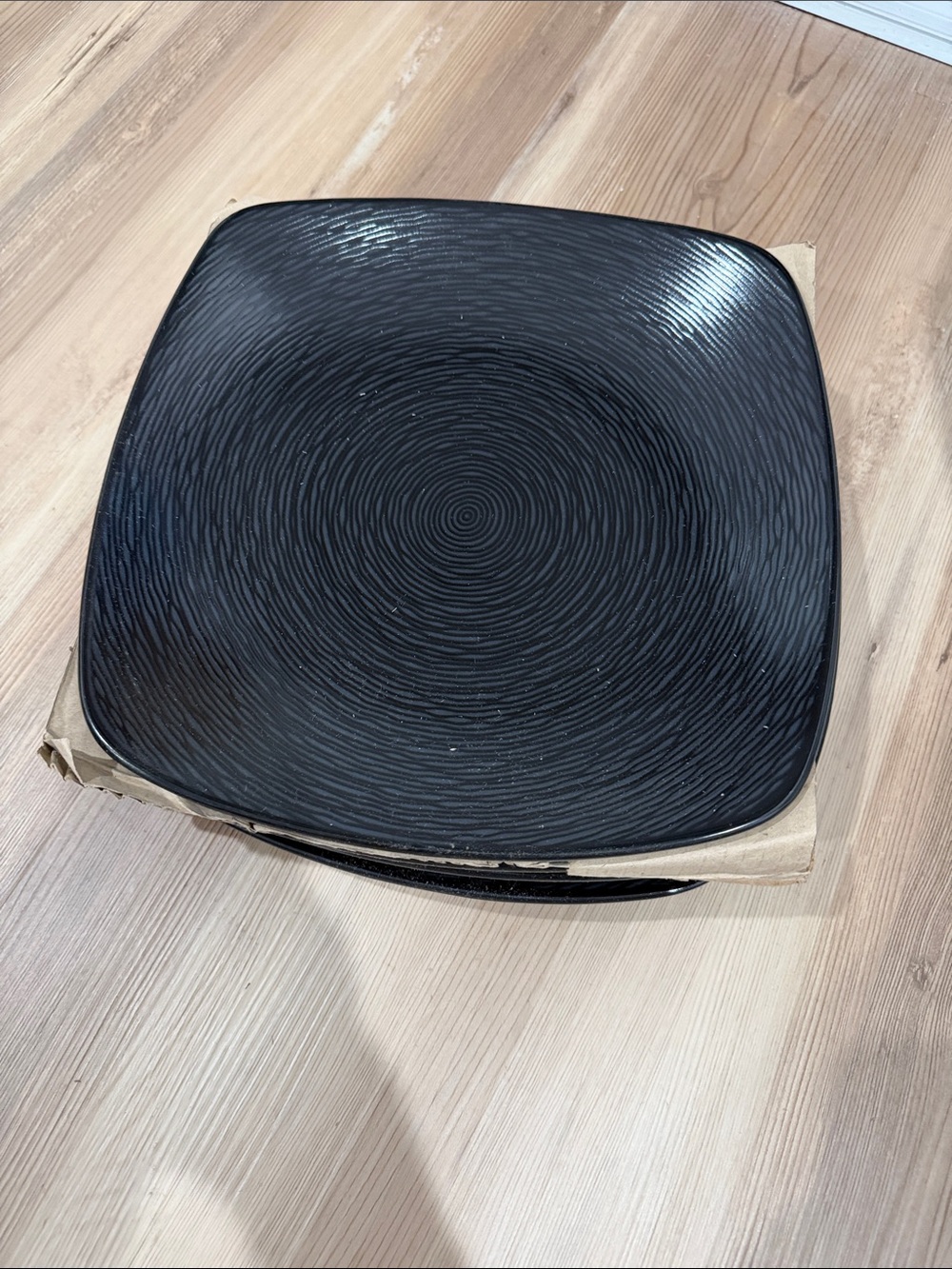 Noritake Black Textured Square Dinner Plate - Sleek Modern Design set of 4